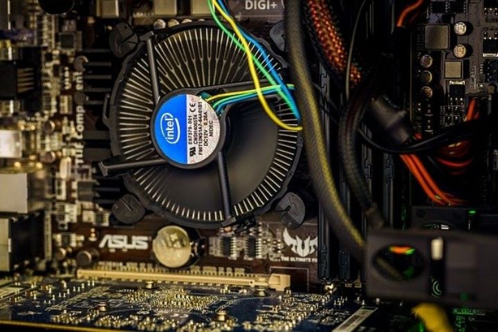 How To Stop Laptop Overheating?